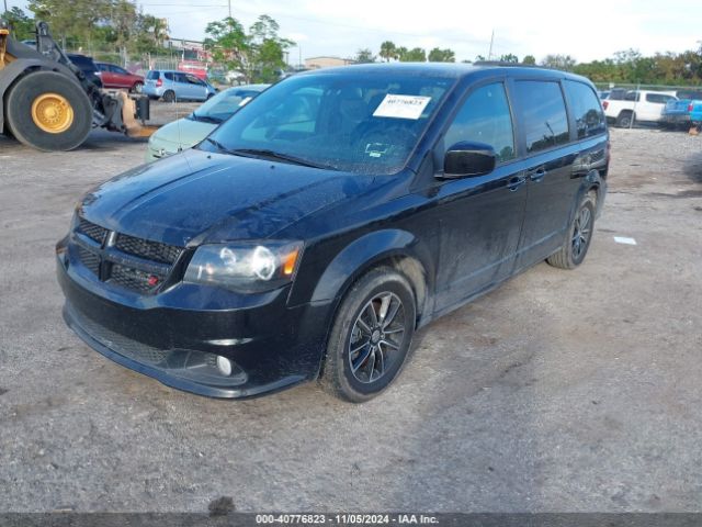 Photo 1 VIN: 2C4RDGEG3JR324190 - DODGE GRAND CARAVAN 