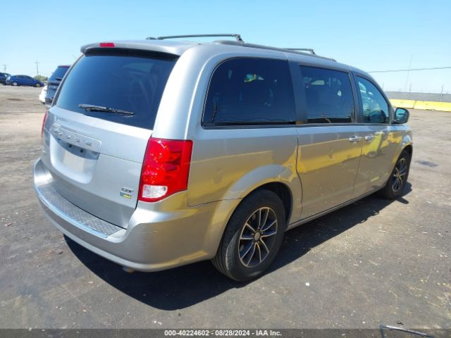 Photo 3 VIN: 2C4RDGEG3JR344259 - DODGE GRAND CARAVAN 