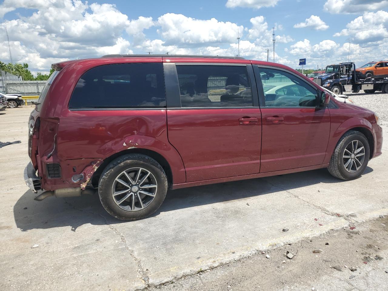 Photo 2 VIN: 2C4RDGEG3KR516792 - DODGE CARAVAN 