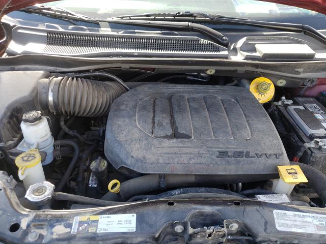 Photo 6 VIN: 2C4RDGEG3KR640853 - DODGE GRAND CARAVAN 