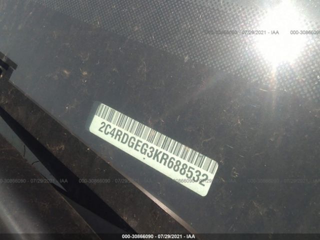 Photo 8 VIN: 2C4RDGEG3KR688532 - DODGE GRAND CARAVAN 