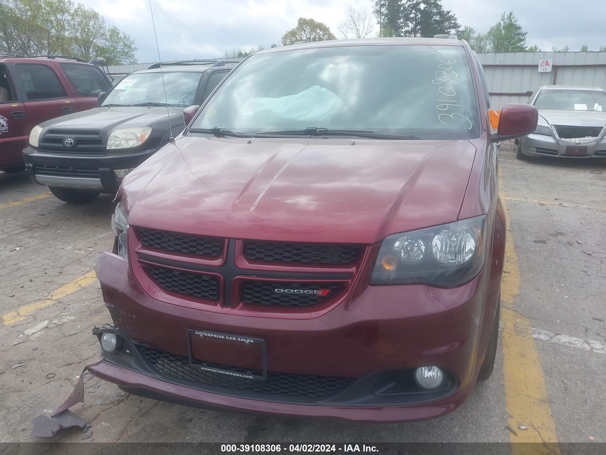 Photo 11 VIN: 2C4RDGEG3KR725241 - DODGE CARAVAN 