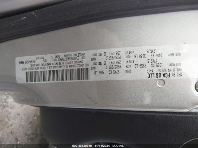 Photo 8 VIN: 2C4RDGEG4HR754983 - DODGE GRAND CARAVAN 