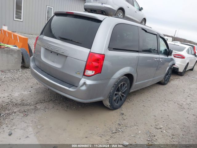 Photo 3 VIN: 2C4RDGEG4JR146340 - DODGE GRAND CARAVAN 