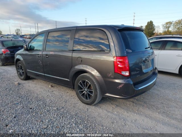 Photo 2 VIN: 2C4RDGEG4JR205161 - DODGE GRAND CARAVAN 