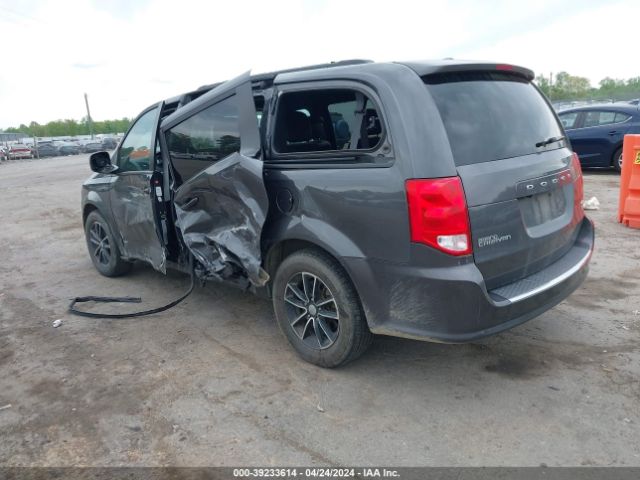 Photo 2 VIN: 2C4RDGEG4JR281348 - DODGE GRAND CARAVAN 