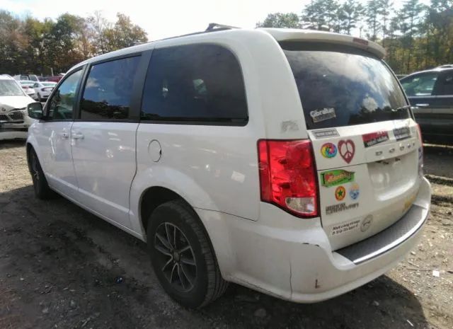 Photo 2 VIN: 2C4RDGEG4JR282970 - DODGE GRAND CARAVAN 