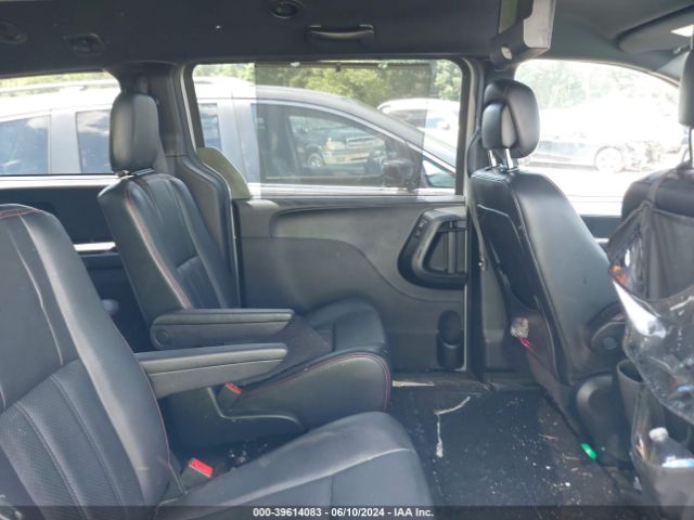 Photo 7 VIN: 2C4RDGEG4JR323792 - DODGE GRAND CARAVAN 