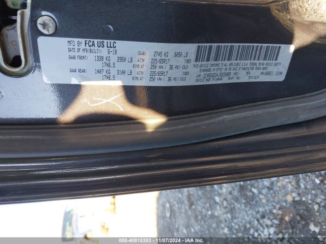 Photo 8 VIN: 2C4RDGEG4JR333089 - DODGE GRAND CARAVAN 