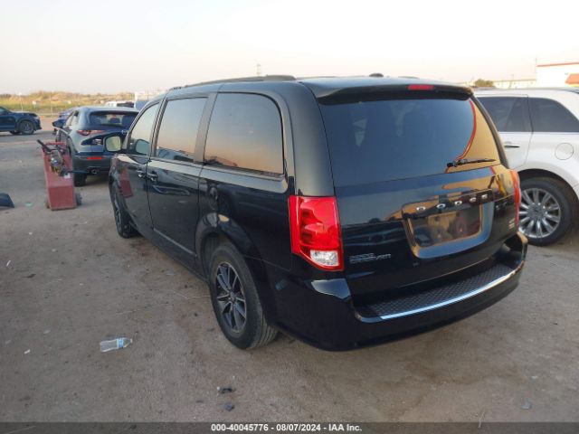 Photo 2 VIN: 2C4RDGEG4JR341807 - DODGE GRAND CARAVAN 