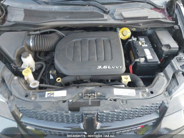 Photo 9 VIN: 2C4RDGEG4JR341807 - DODGE GRAND CARAVAN 