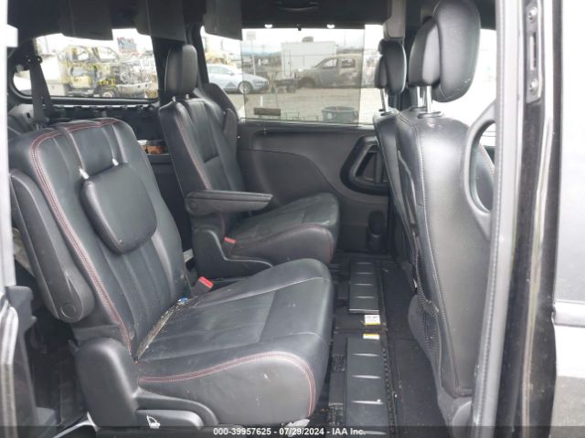 Photo 7 VIN: 2C4RDGEG4JR345792 - DODGE GRAND CARAVAN 