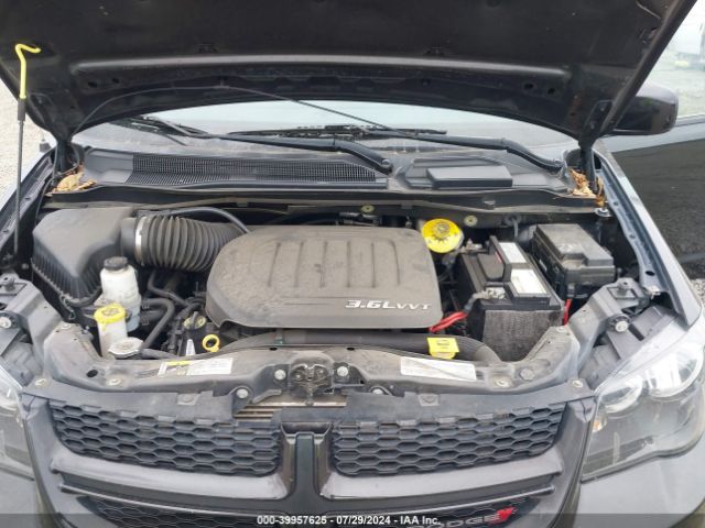 Photo 9 VIN: 2C4RDGEG4JR345792 - DODGE GRAND CARAVAN 