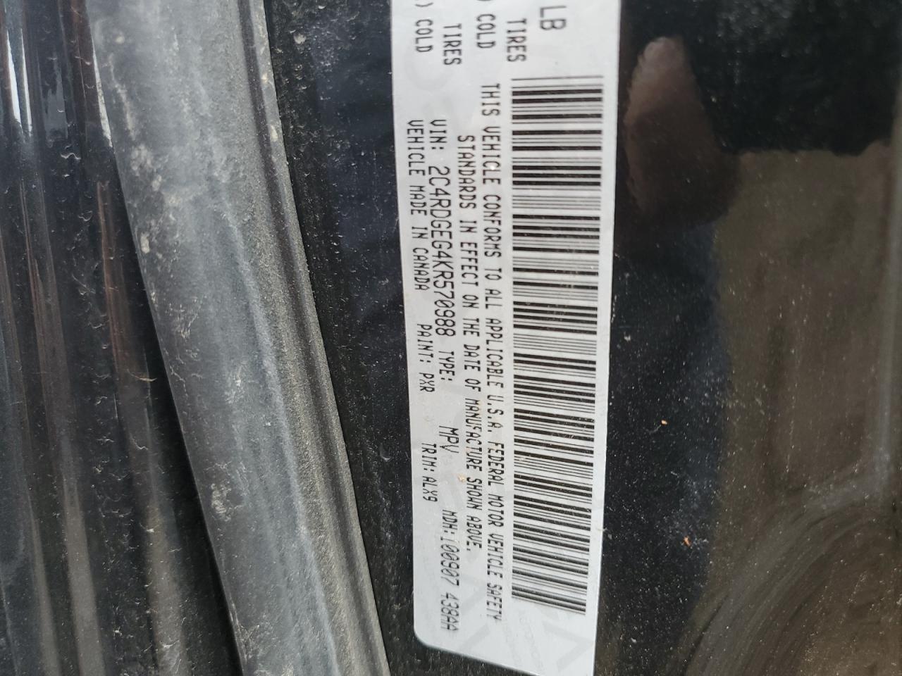 Photo 13 VIN: 2C4RDGEG4KR570988 - DODGE CARAVAN 