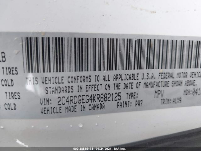 Photo 8 VIN: 2C4RDGEG4KR682125 - DODGE GRAND CARAVAN 