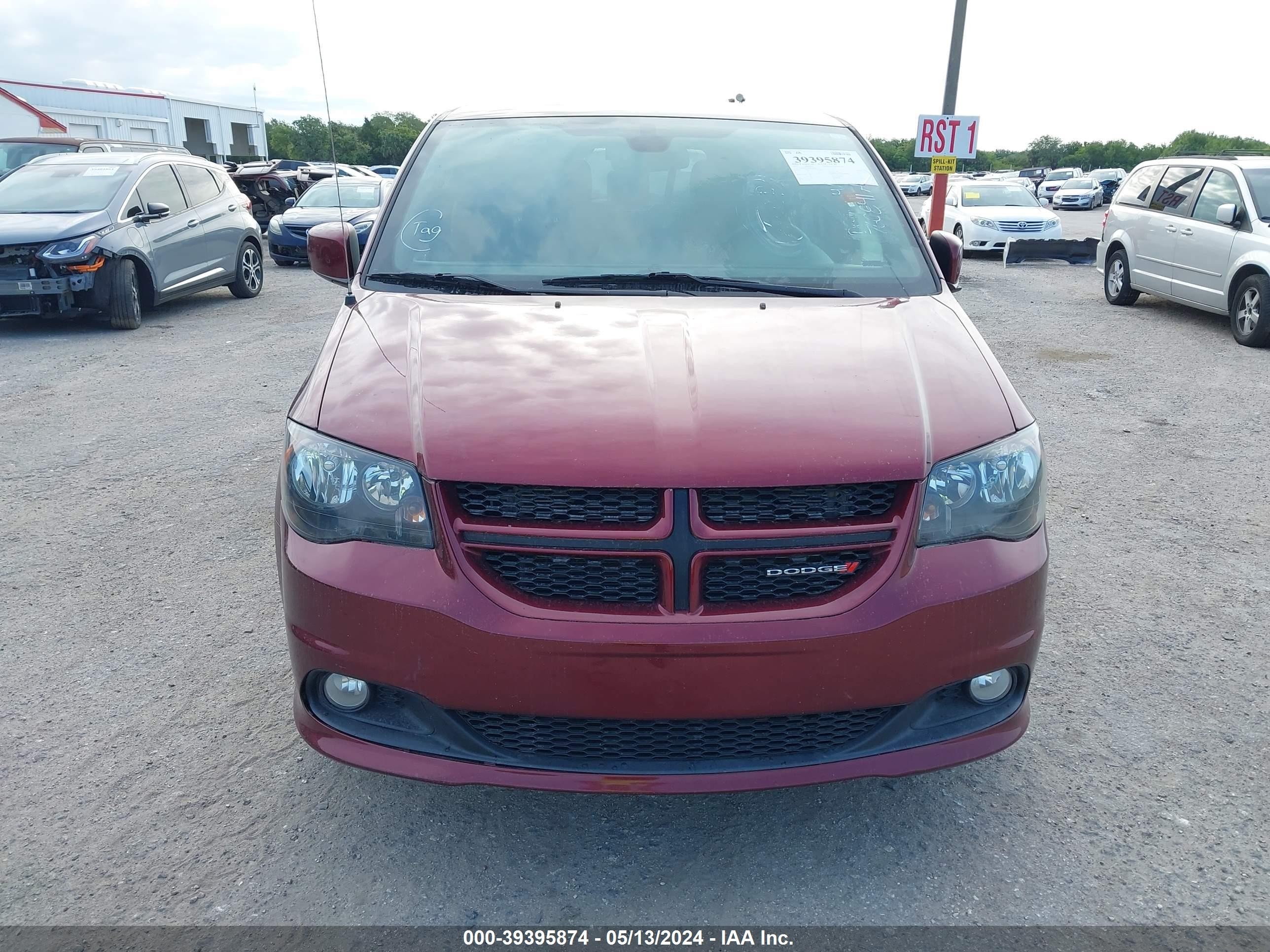 Photo 11 VIN: 2C4RDGEG4KR760841 - DODGE CARAVAN 