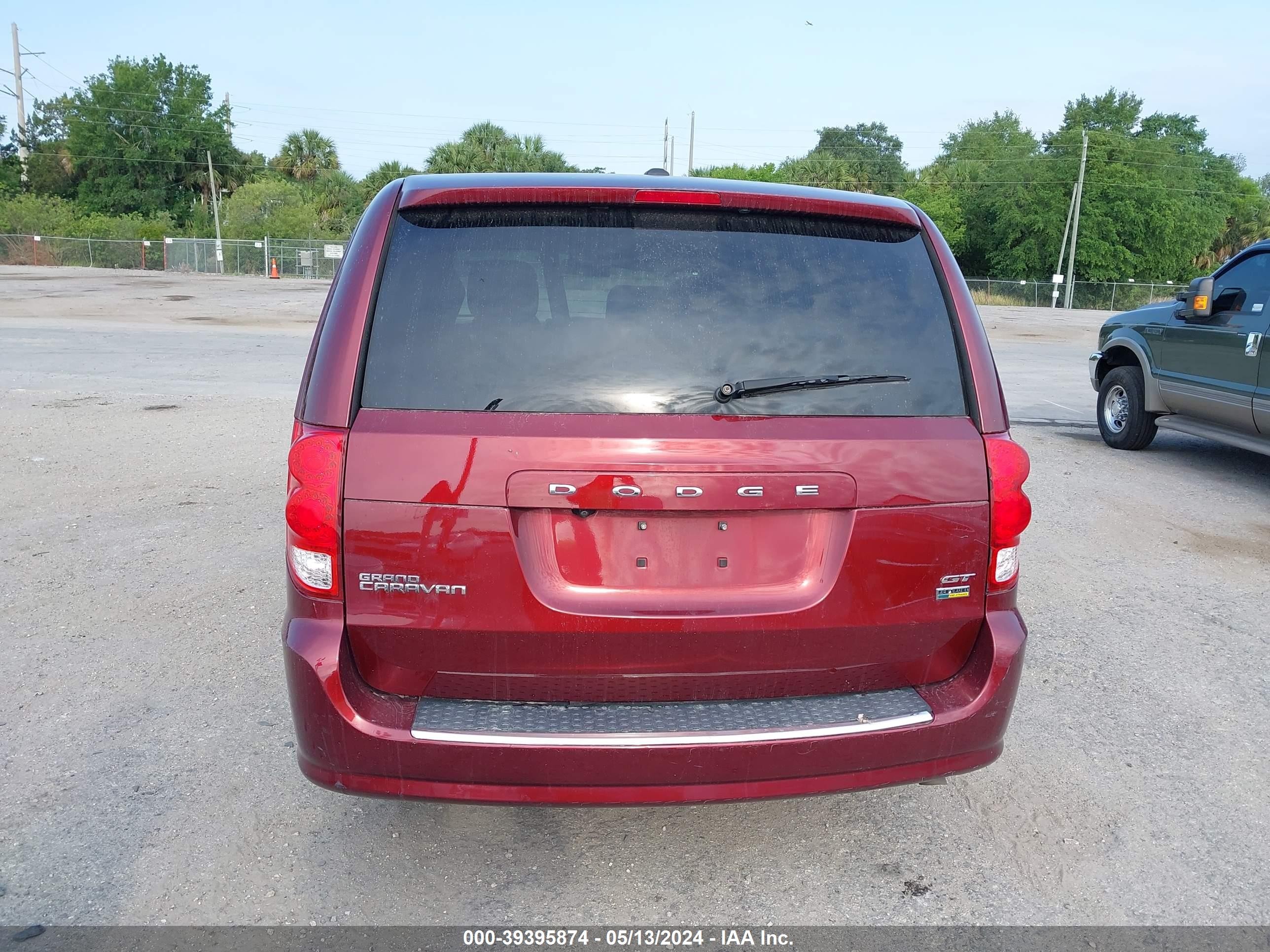 Photo 15 VIN: 2C4RDGEG4KR760841 - DODGE CARAVAN 