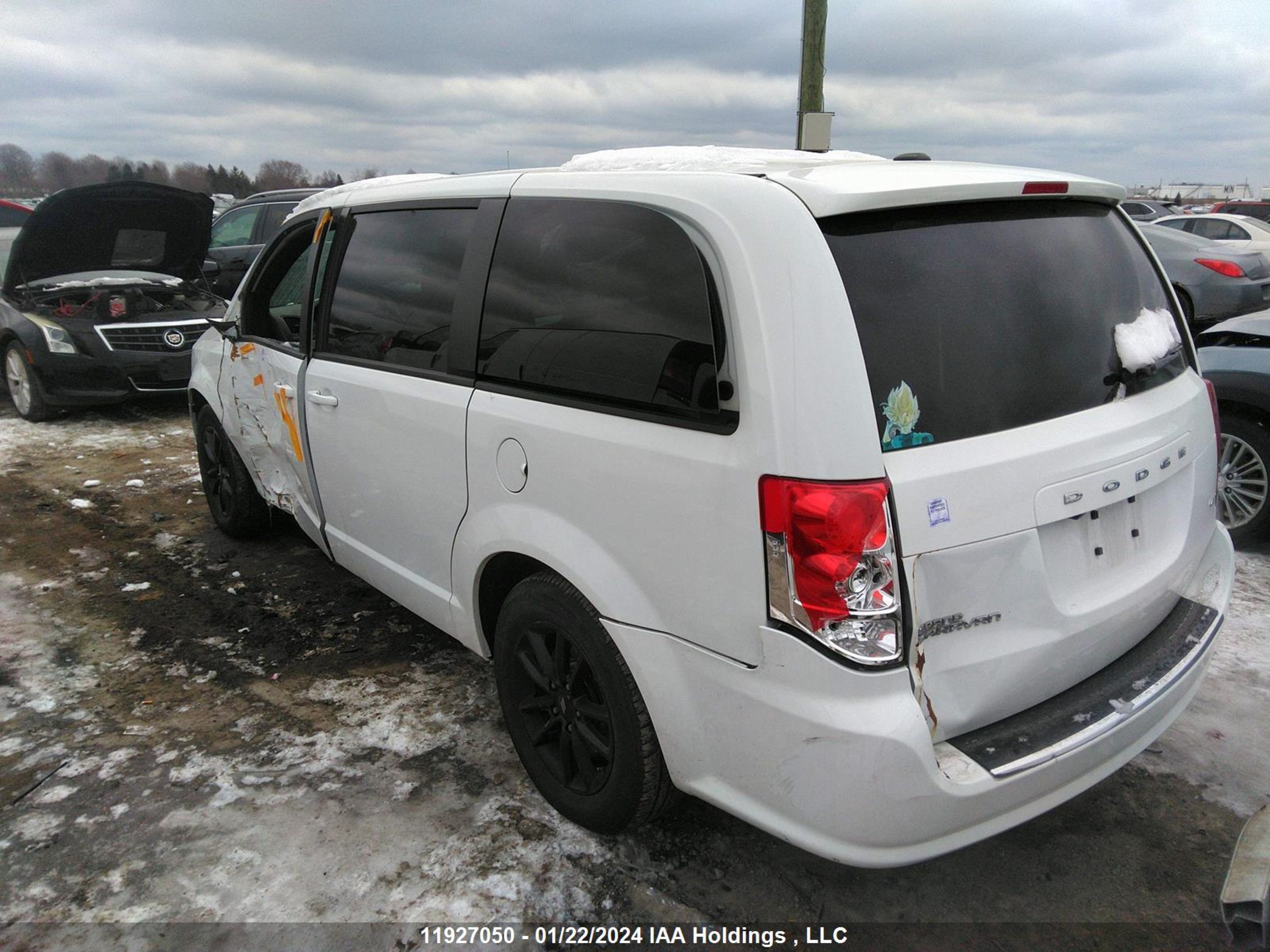 Photo 2 VIN: 2C4RDGEG4LR202506 - DODGE CARAVAN 