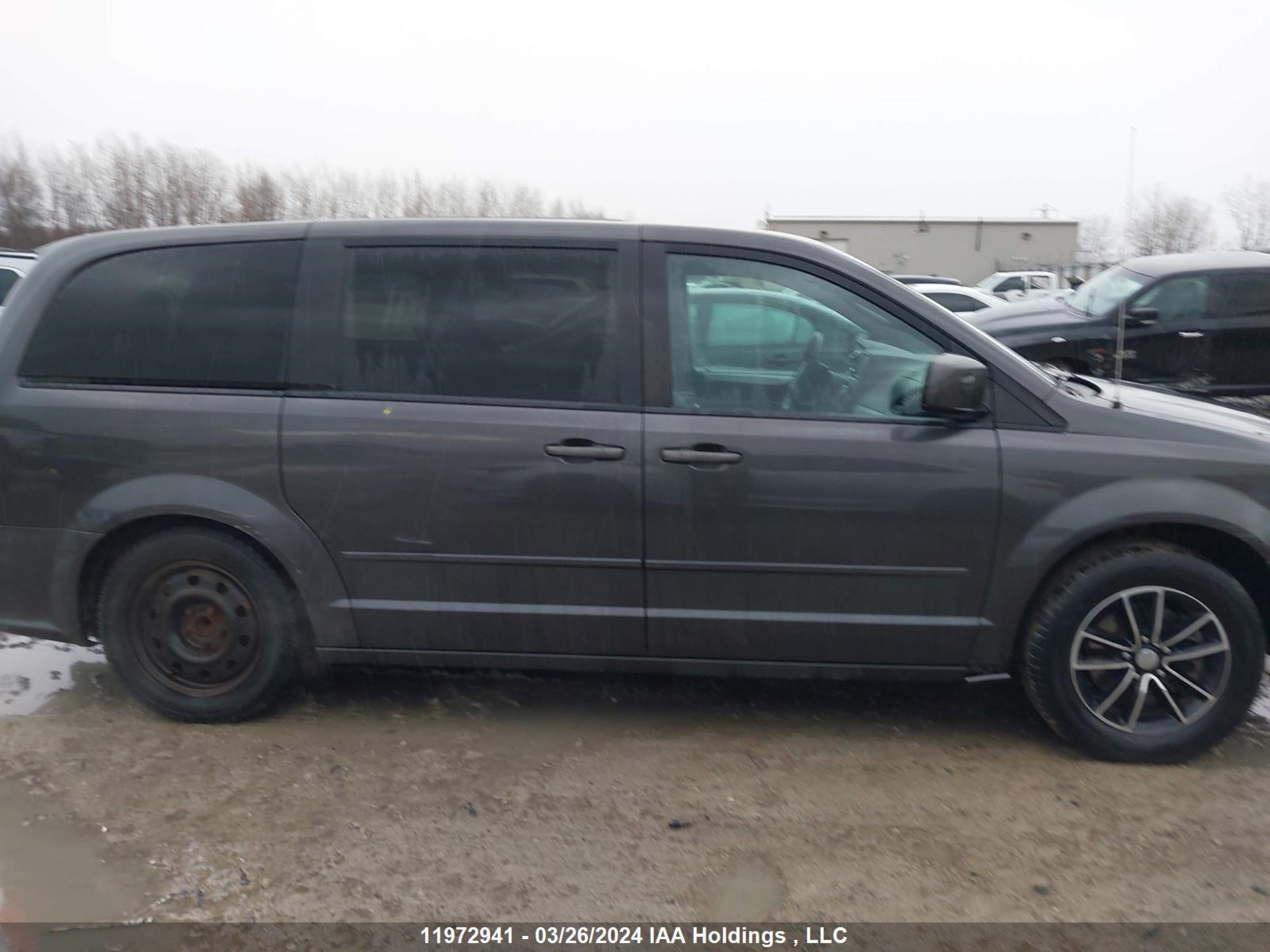 Photo 12 VIN: 2C4RDGEG5GR100069 - DODGE CARAVAN 