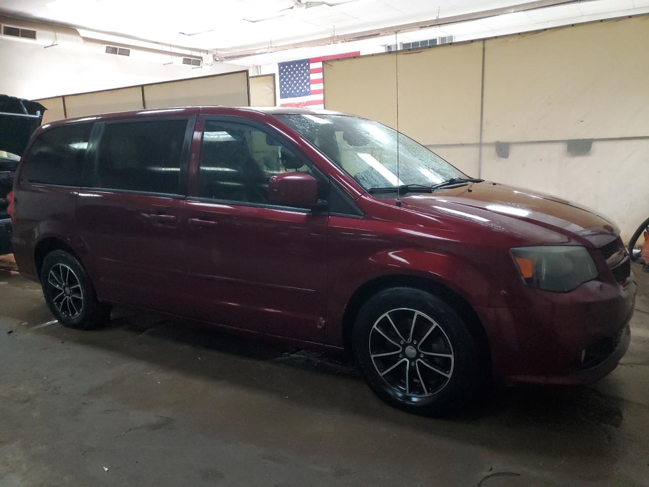 Photo 3 VIN: 2C4RDGEG5HR647005 - DODGE CARAVAN 