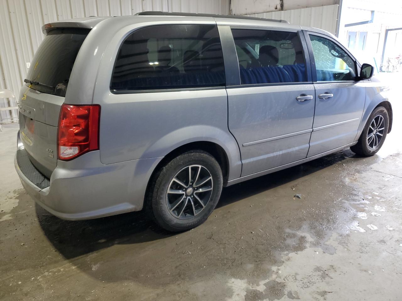 Photo 2 VIN: 2C4RDGEG5HR700334 - DODGE CARAVAN 