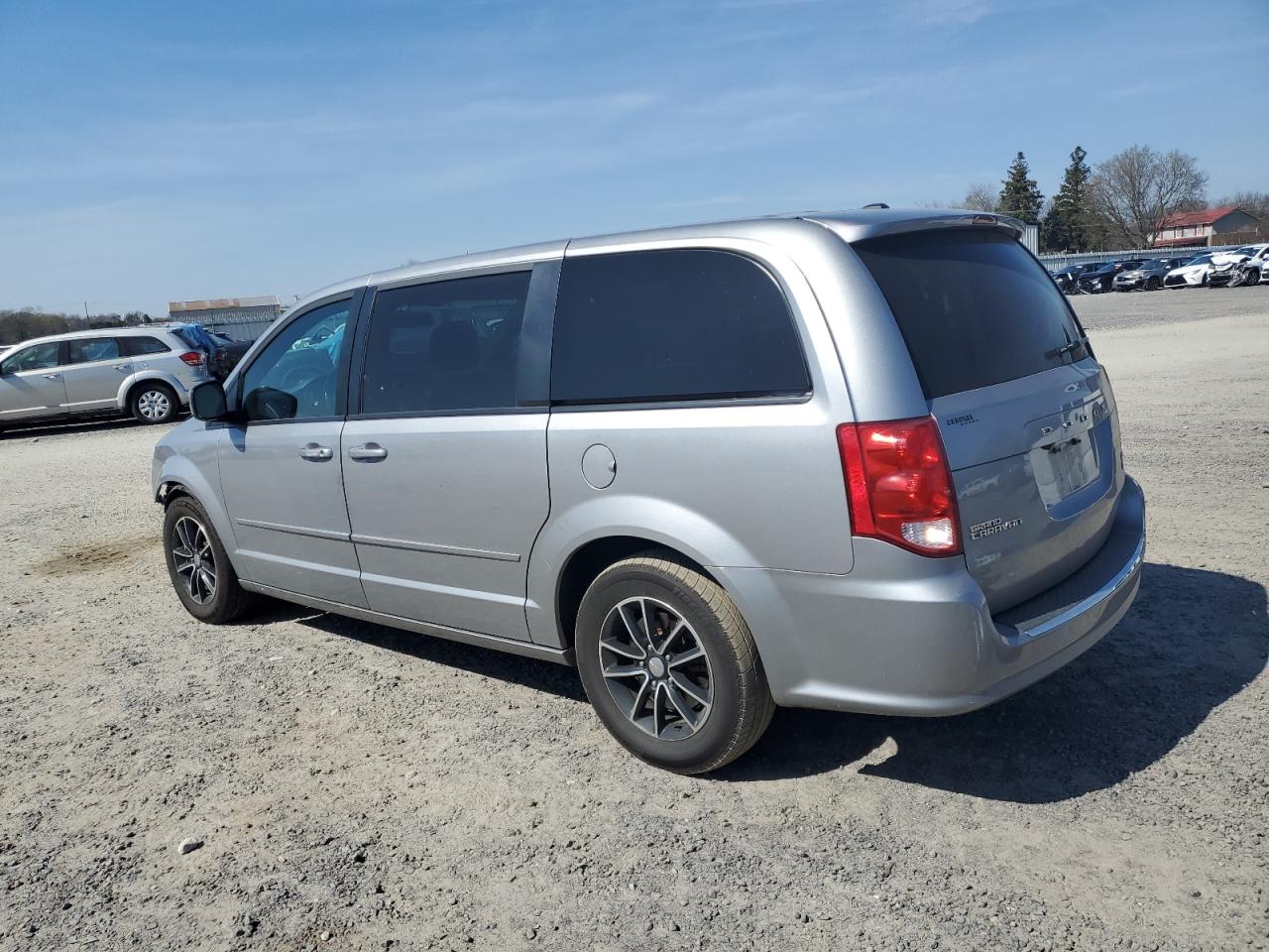 Photo 1 VIN: 2C4RDGEG5HR740879 - DODGE CARAVAN 