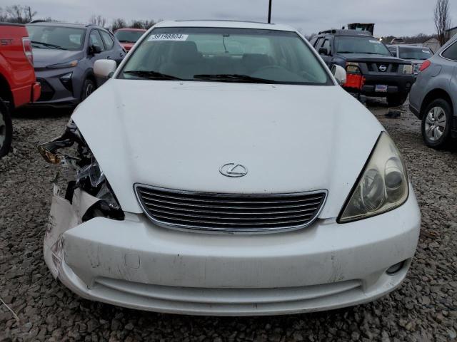 Photo 4 VIN: 2C4RDGEG5HR792397 - LEXUS ES330 