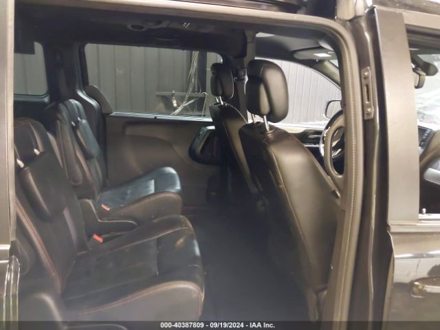 Photo 7 VIN: 2C4RDGEG5JR213902 - DODGE GRAND CARAVAN 