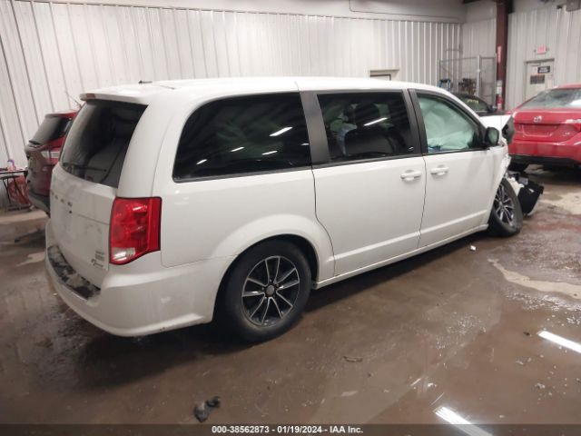 Photo 3 VIN: 2C4RDGEG5JR280984 - DODGE GRAND CARAVAN 