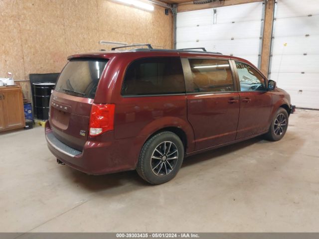 Photo 3 VIN: 2C4RDGEG5JR335594 - DODGE GRAND CARAVAN 