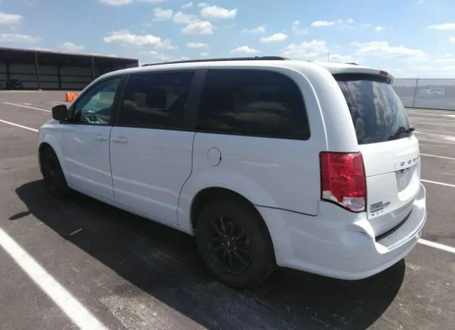 Photo 2 VIN: 2C4RDGEG5KR739657 - DODGE GRAND CARAVAN 