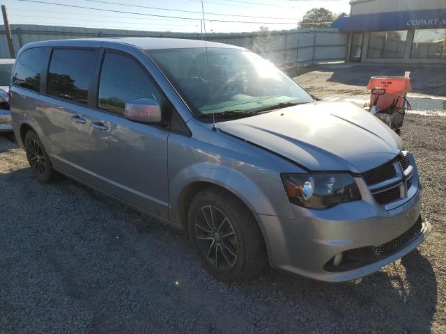 Photo 3 VIN: 2C4RDGEG6JR145772 - DODGE CARAVAN 