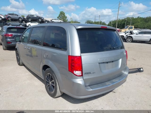 Photo 2 VIN: 2C4RDGEG6JR224035 - DODGE GRAND CARAVAN 