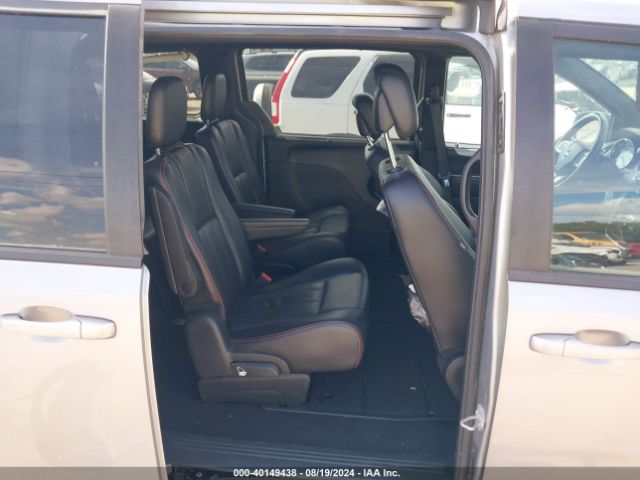 Photo 7 VIN: 2C4RDGEG6JR224035 - DODGE GRAND CARAVAN 