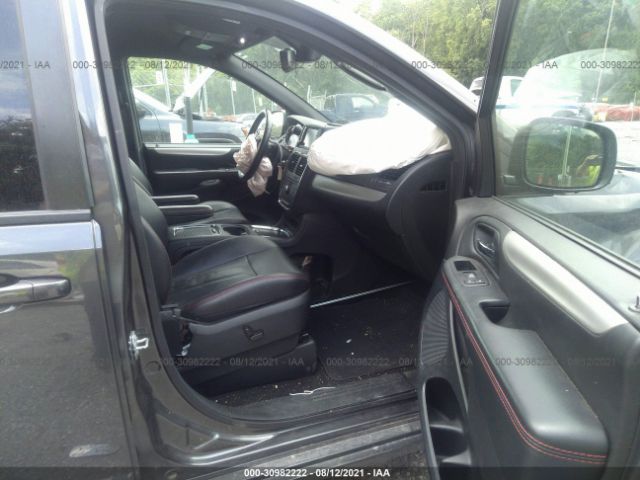 Photo 4 VIN: 2C4RDGEG6JR284509 - DODGE GRAND CARAVAN 