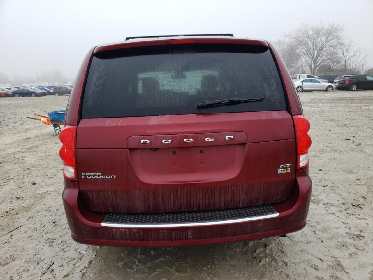 Photo 5 VIN: 2C4RDGEG6JR342750 - DODGE CARAVAN 