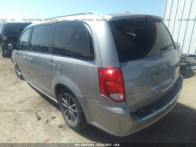 Photo 2 VIN: 2C4RDGEG6JR344983 - DODGE GRAND CARAVAN 