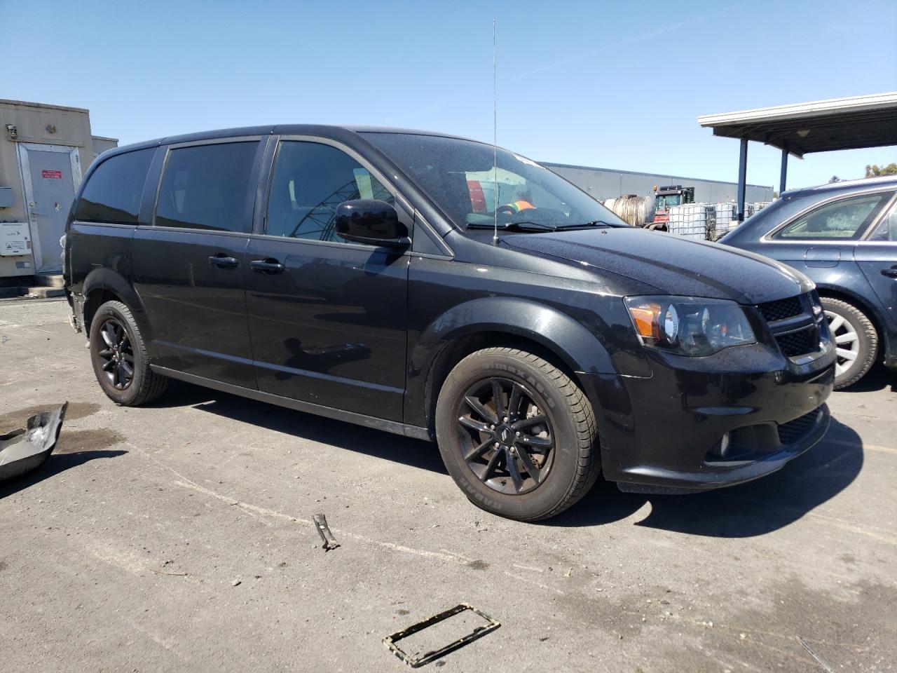 Photo 3 VIN: 2C4RDGEG6KR711799 - DODGE CARAVAN 