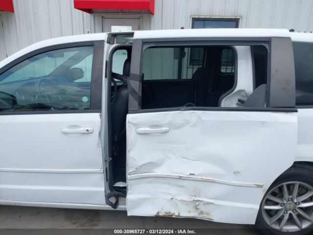 Photo 5 VIN: 2C4RDGEG7ER183694 - DODGE GRAND CARAVAN 