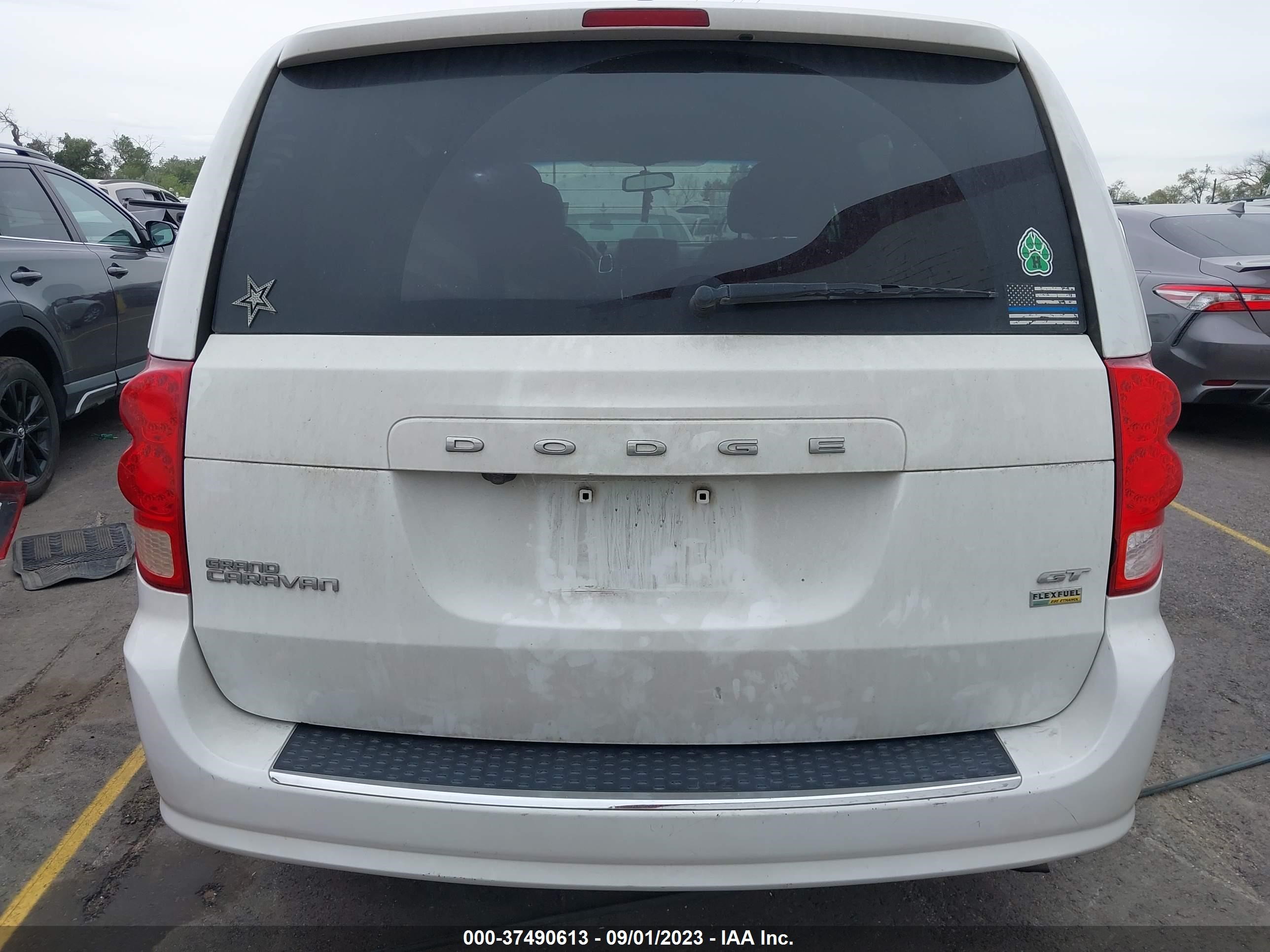 Photo 14 VIN: 2C4RDGEG7HR852812 - DODGE CARAVAN 