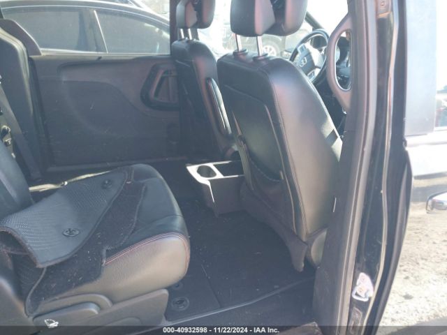 Photo 7 VIN: 2C4RDGEG7JR222052 - DODGE GRAND CARAVAN 