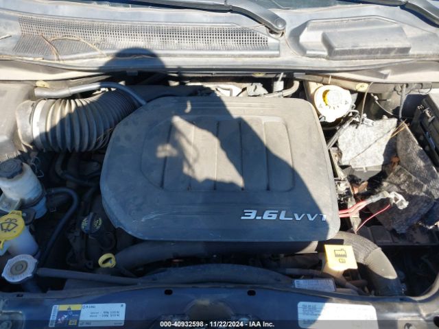 Photo 9 VIN: 2C4RDGEG7JR222052 - DODGE GRAND CARAVAN 