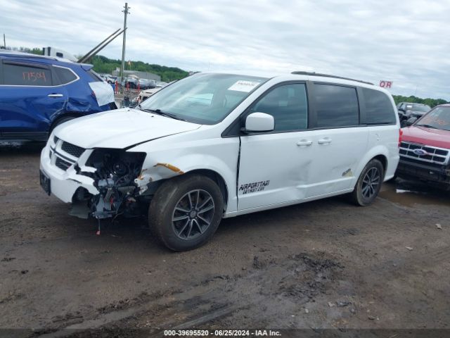 Photo 1 VIN: 2C4RDGEG7JR248876 - DODGE GRAND CARAVAN 