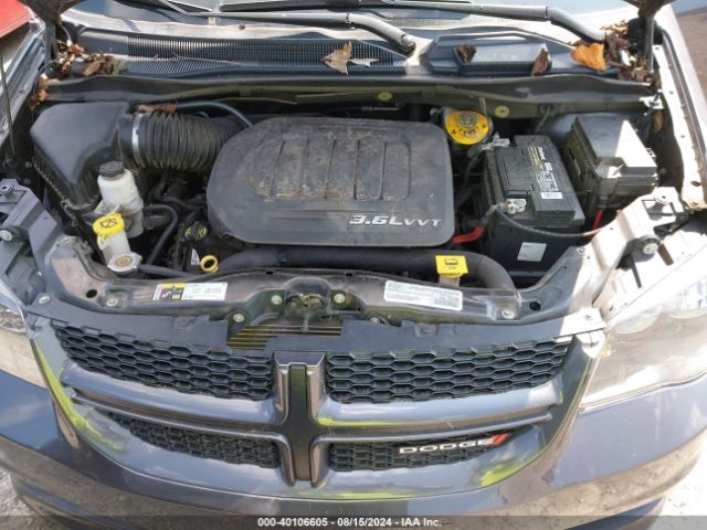 Photo 9 VIN: 2C4RDGEG7JR283501 - DODGE GRAND CARAVAN 