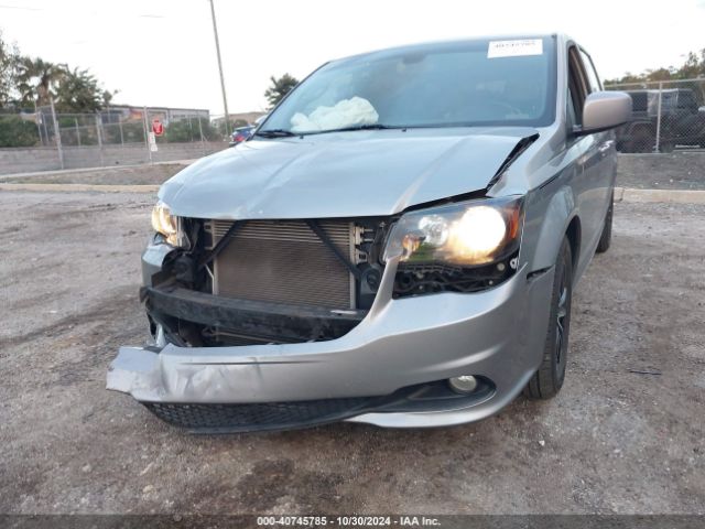 Photo 5 VIN: 2C4RDGEG7KR557250 - DODGE GRAND CARAVAN 