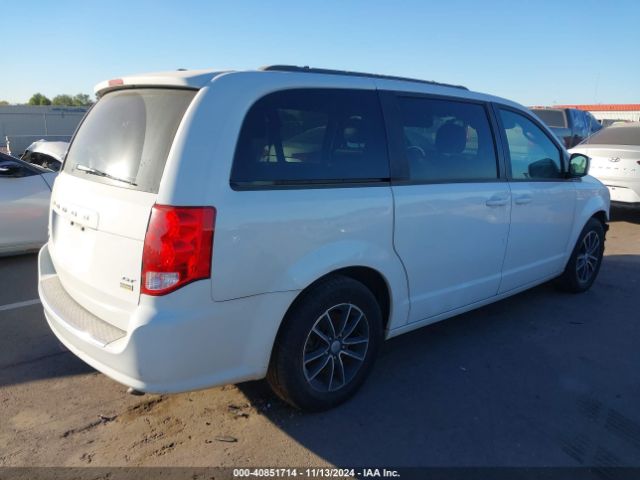 Photo 3 VIN: 2C4RDGEG7KR565221 - DODGE GRAND CARAVAN 