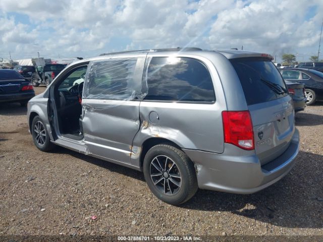 Photo 2 VIN: 2C4RDGEG7KR663052 - DODGE GRAND CARAVAN 