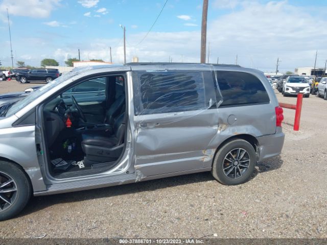 Photo 5 VIN: 2C4RDGEG7KR663052 - DODGE GRAND CARAVAN 