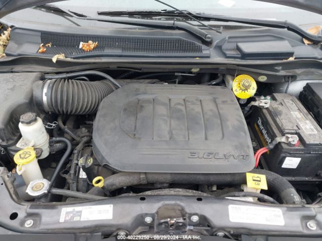 Photo 9 VIN: 2C4RDGEG7KR726151 - DODGE GRAND CARAVAN 