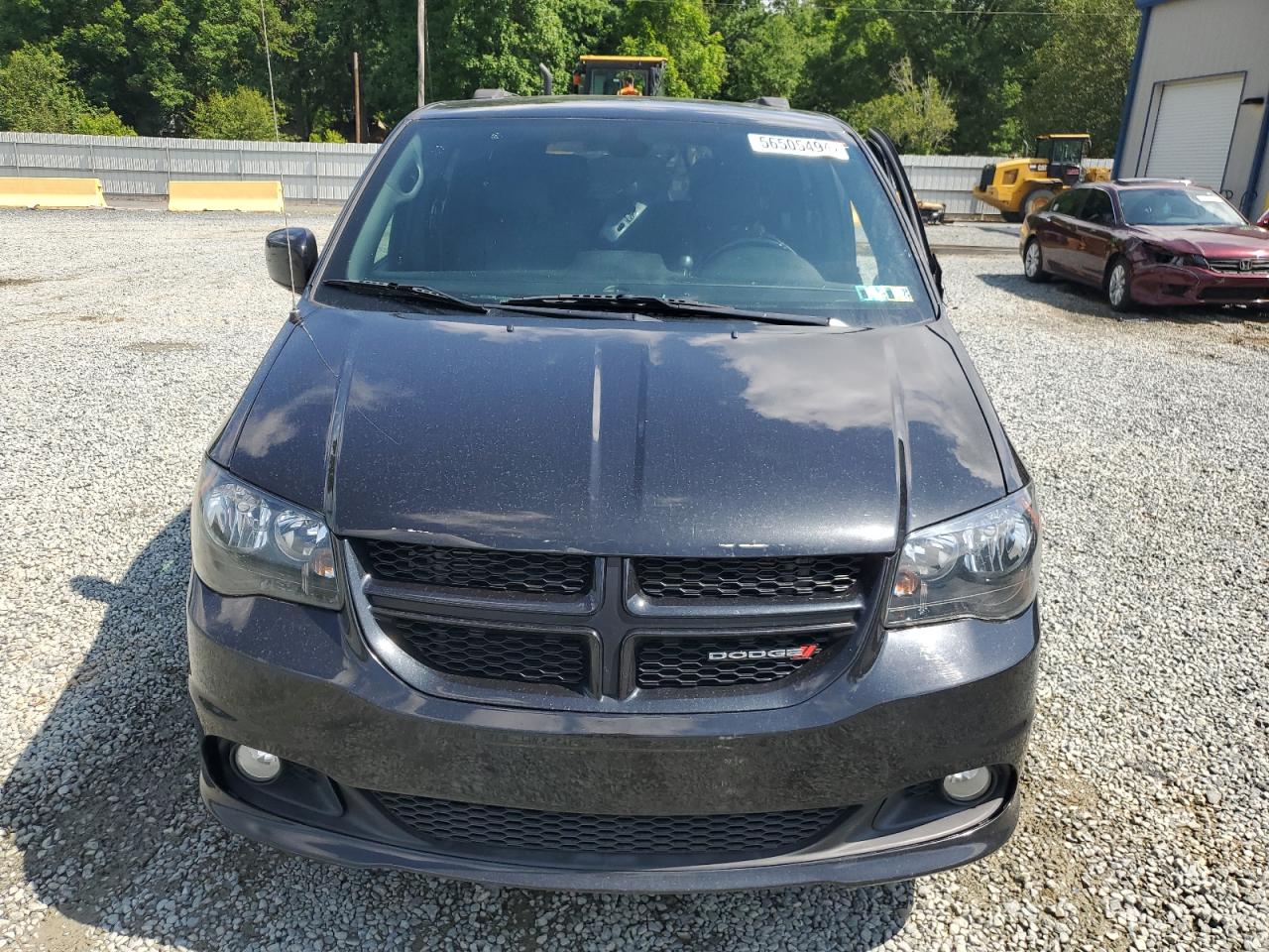 Photo 4 VIN: 2C4RDGEG7KR743564 - DODGE CARAVAN 